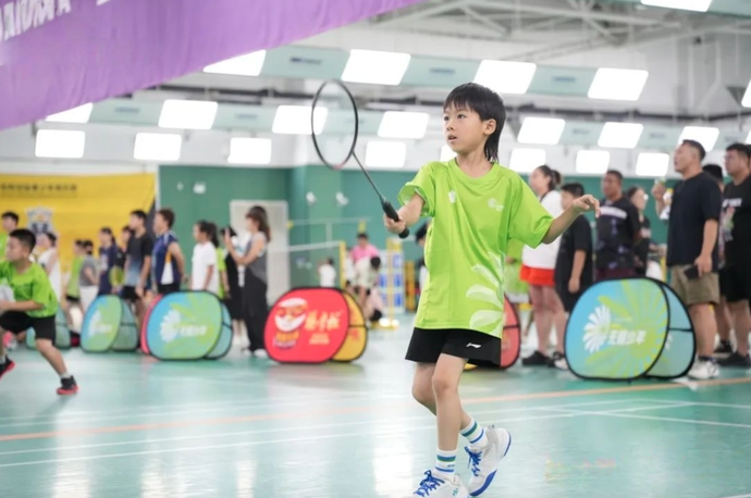 bt, inews, 随着年度决