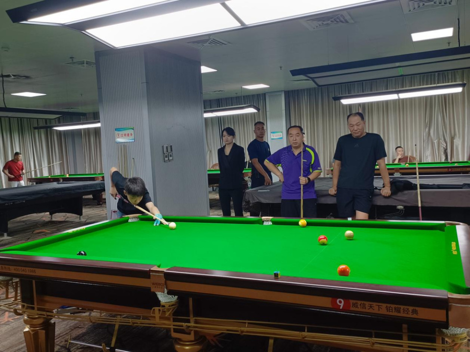 未来, 决赛的强强