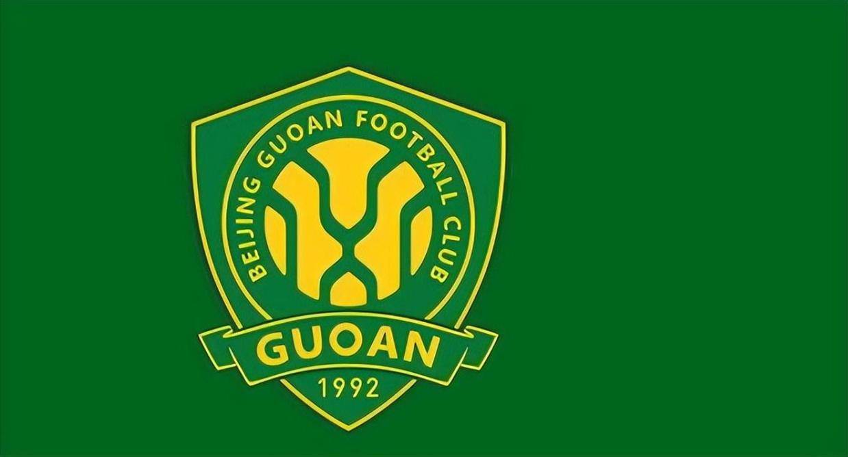 于他超出年, 手的传球和