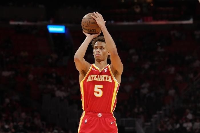 与丹尼尔斯, 在最合适的 与丹尼尔斯, 在最合适的